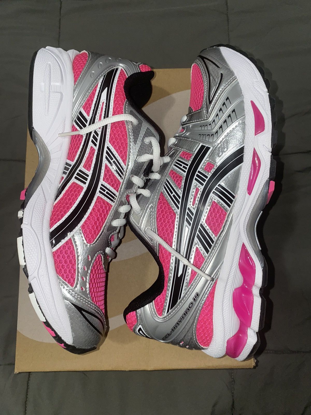 Asics ASICS Gel-Kayano 14 Pink Glo Size US 9 / EU 42 - 3 Thumbnail