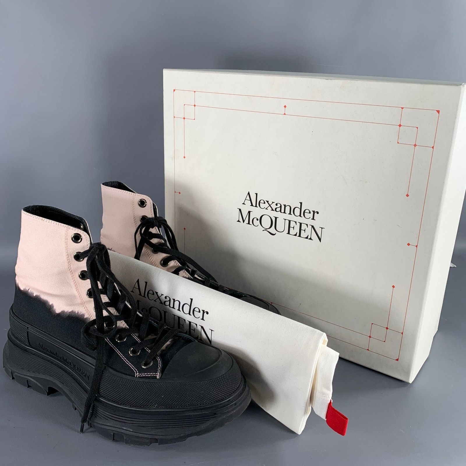 Alexander McQueen Size 9 Black Pink Color Block Mixed Materials Lace-Up Boots Size US 9 / EU 42 - 9 Thumbnail