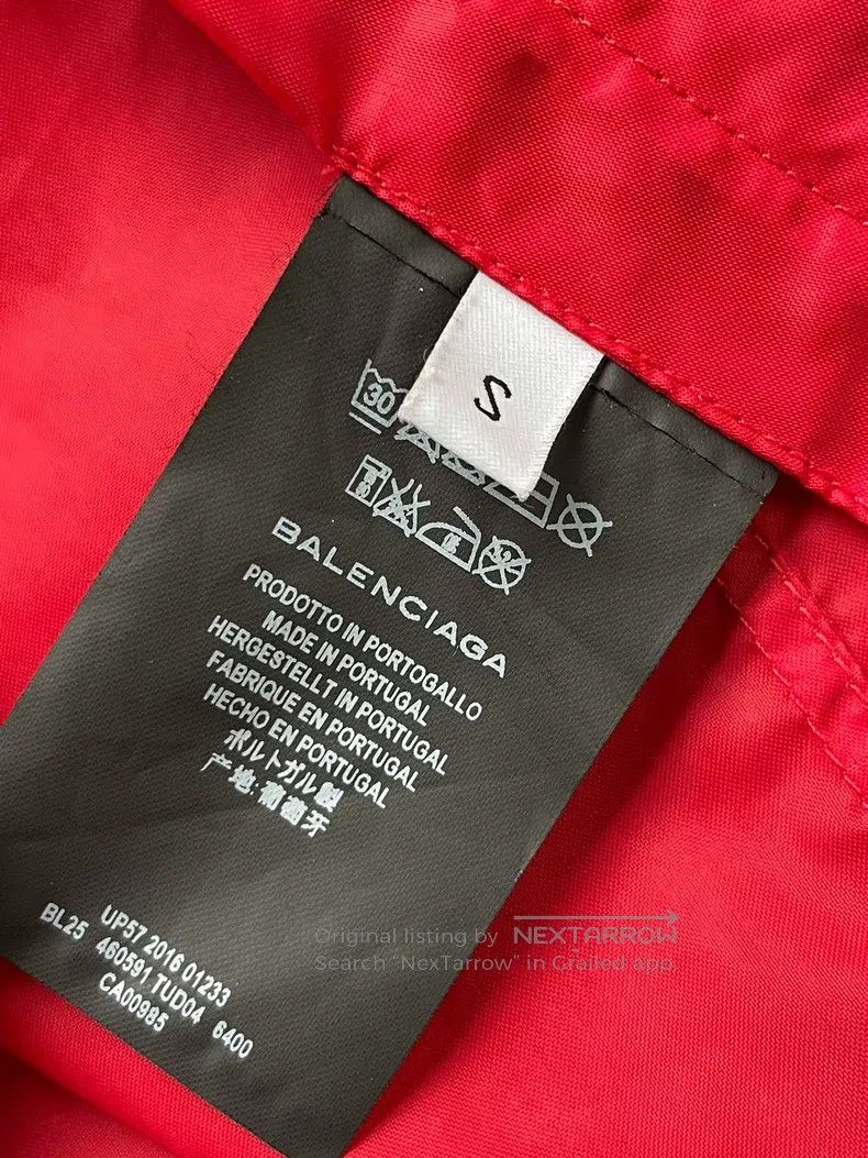 Balenciaga Balenciaga Red Printed Graphic Windbreaker Size US S / EU 44-46 / 1 - 4 Thumbnail