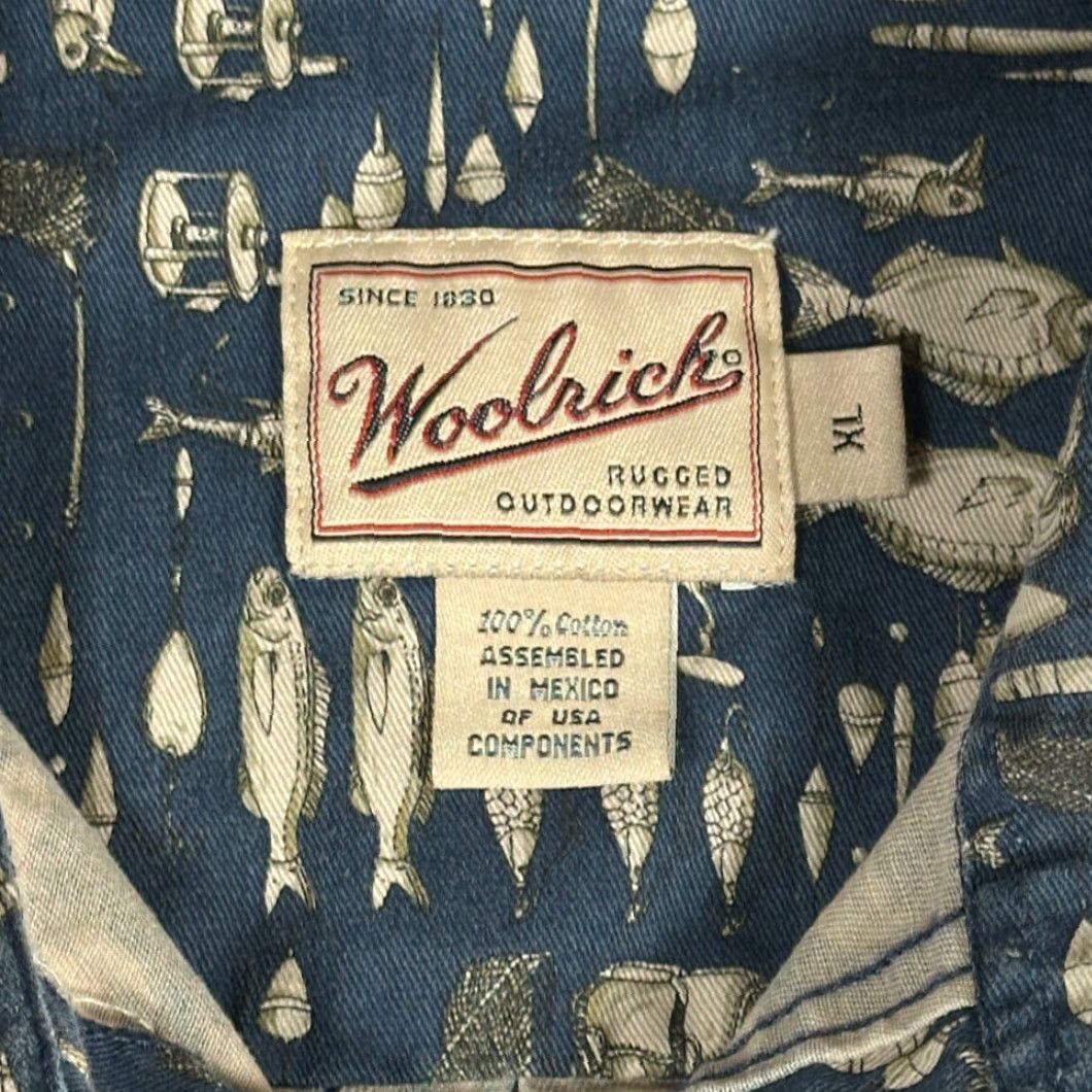 Vintage VINTAGE Woolrich Shirt Adult XL Blue Fishing Tackle Reel Button-Up Short Sleeve Woolrich Mens Shirt XL Blue Fishing Tackle Reel Pattern Size US XL / EU 56 / 4 - 4 Thumbnail
