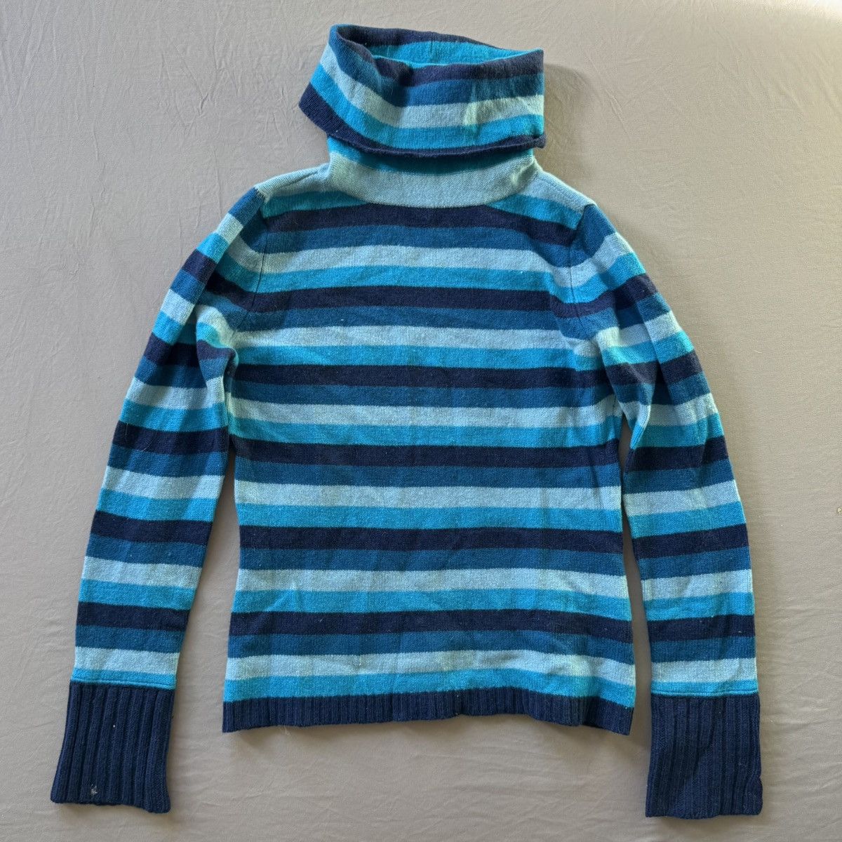 Old Navy Vintage Y2K Old Navy Stripe Wool Turtleneck Sweater Size M / US 6-8 / IT 42-44 - 1 Thumbnail