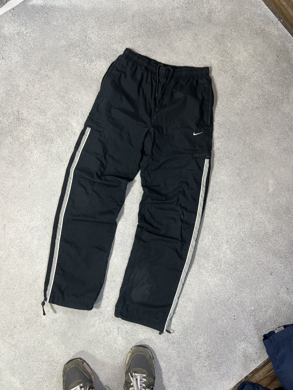 Nike Vintage Nike Track Pants Nylon Striped 00s Y2K Baggy Size US 30 / EU 46 - 1 Thumbnail
