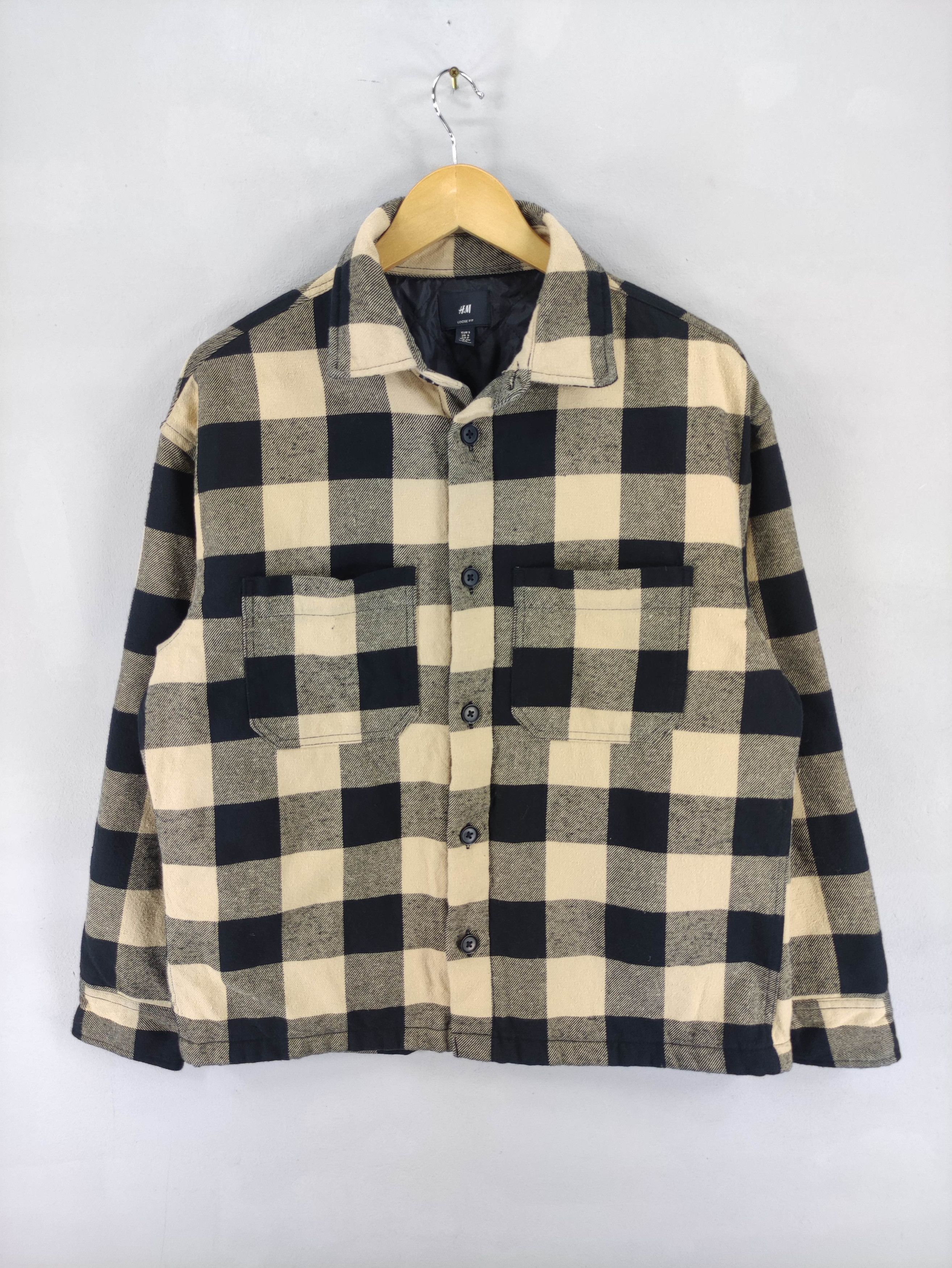 H&M H&M Flannel Jacket Checkered Button Up Two Poket Size US S / EU 44-46 / 1 - 1 Thumbnail