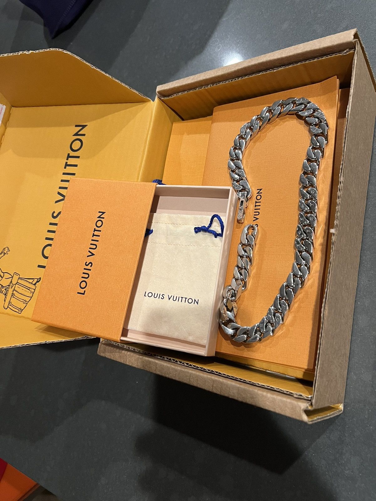 Louis Vuitton Louis Vuitton necklace chain Size ONE SIZE - 1 Thumbnail
