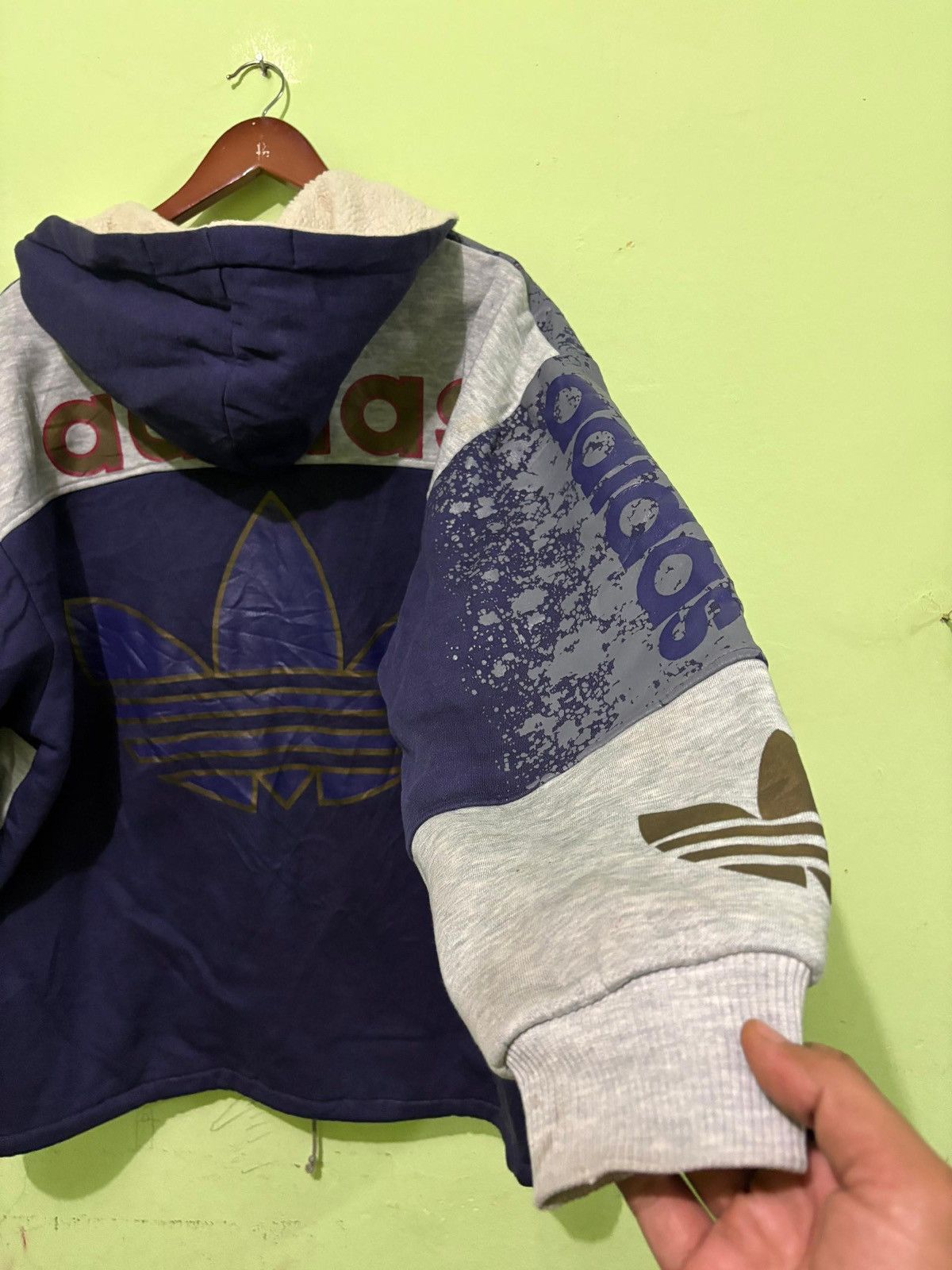 Adidas Vintage Adidas Zipper jacket With hoodies Big Logo Design Size US M / EU 48-50 / 2 - 8 Thumbnail