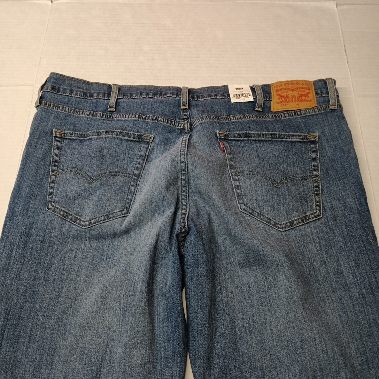 Levi's Levi's 541 Athletic Taper Jeans Men's 46x30 Blue Stretch Size US 44 / EU 60 - 8 Thumbnail
