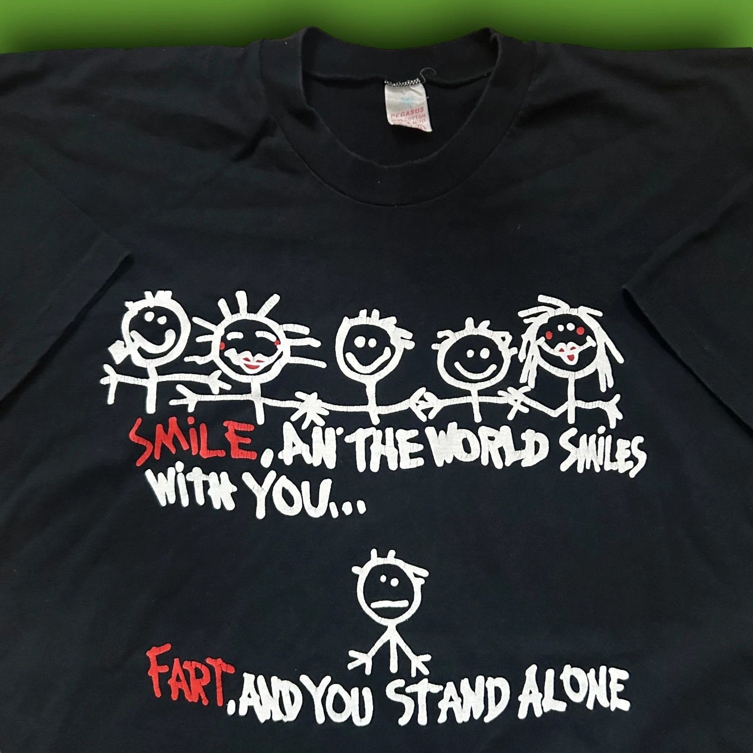 Vintage Vintage Smile and Fart Joke T Shirt Size US L / EU 52-54 / 3 - 1 Thumbnail