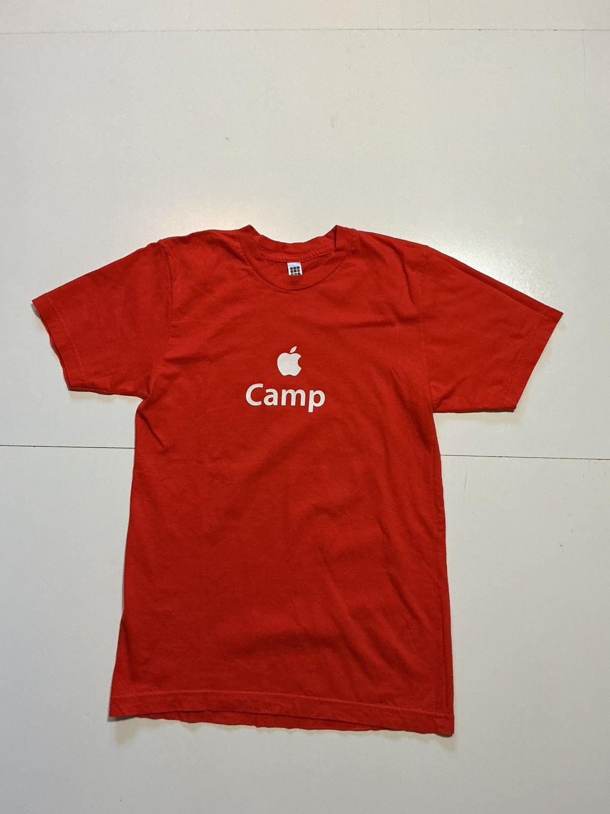 Apple Apple Camp The Learning Is On Us American Apparel T-Shirt Size US S / EU 44-46 / 1 - 1 Thumbnail