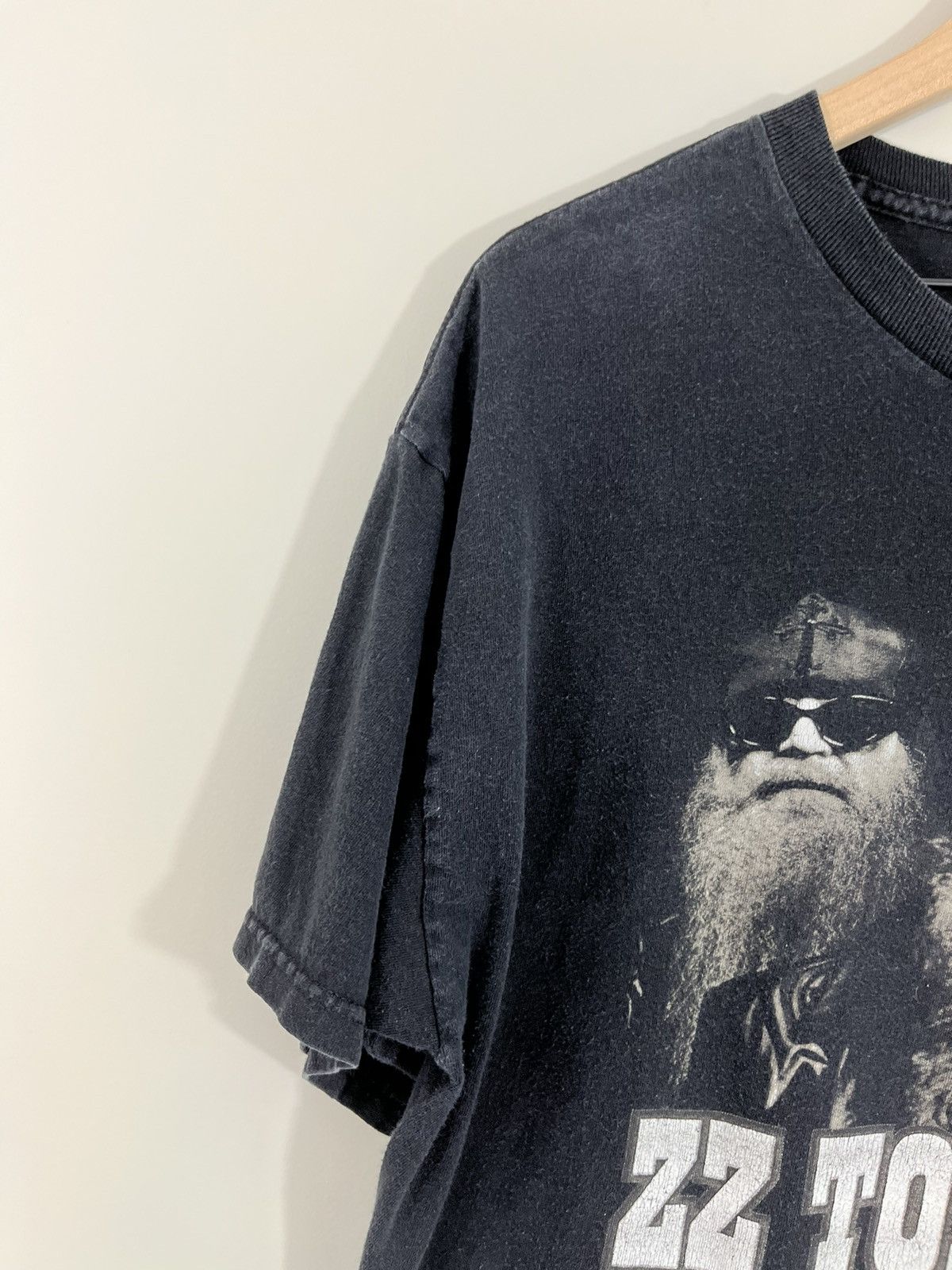Vintage ZZ TOP Sun Faded Vintage Band Tee Size US L / EU 52-54 / 3 - 5 Thumbnail