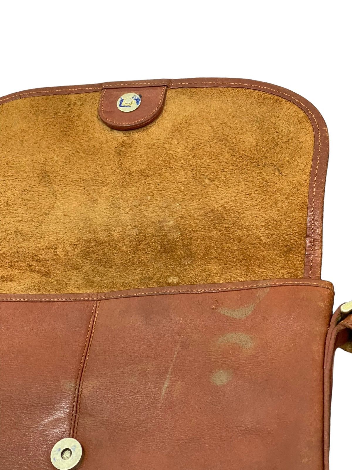 Japanese Brand Full Leather Patina Wako Cross Body Bag 4🟩 Size ONE SIZE - 15 Thumbnail