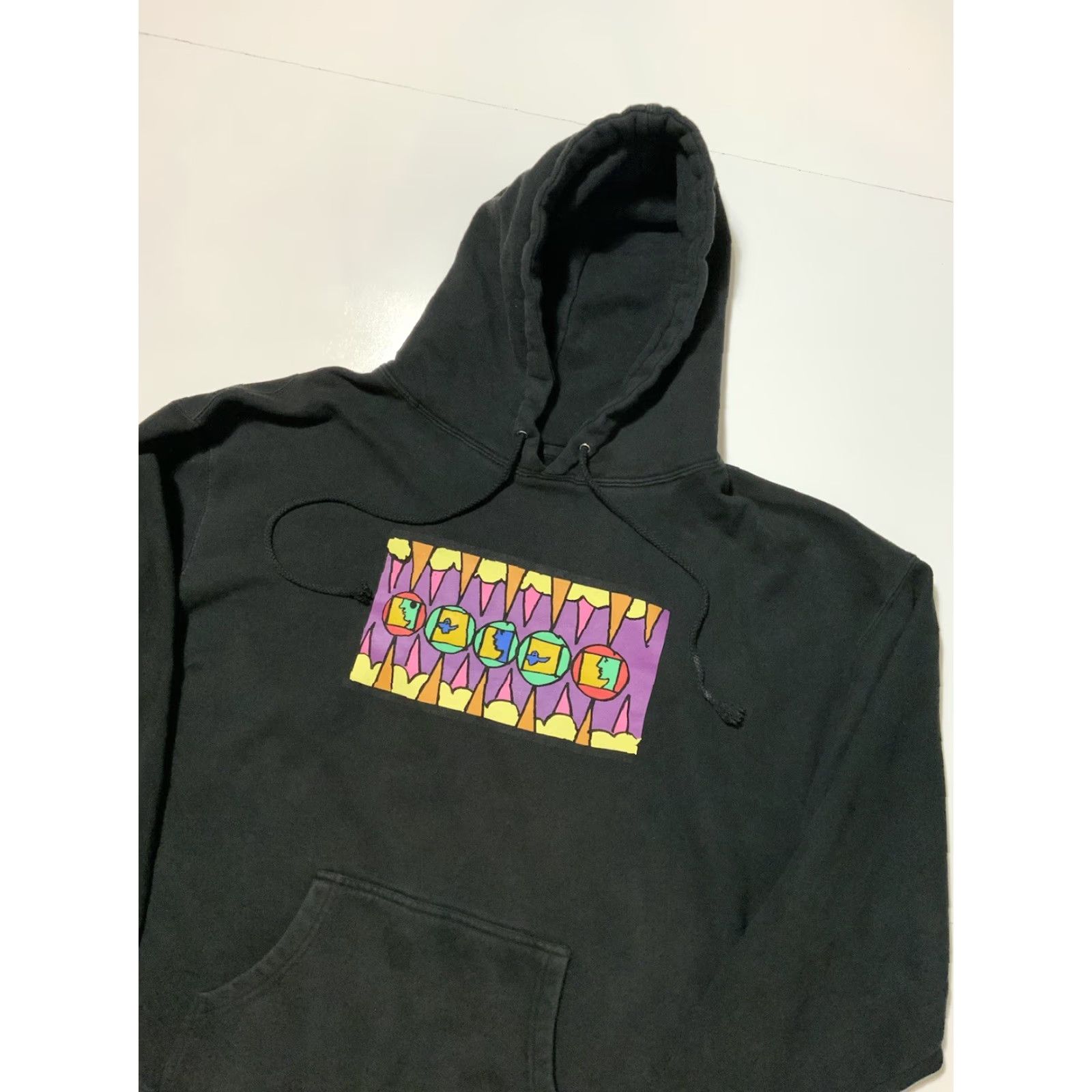 Vintage VINTAGE Agenda Show Los Angeles Mark Gonzalez 2018 Skate Black Pullover Hoodie Sz. 2XL Mens Hoodie Pullover Black 2XL Skate Sp... Size US XXL / EU 58 / 5 - 3 Thumbnail