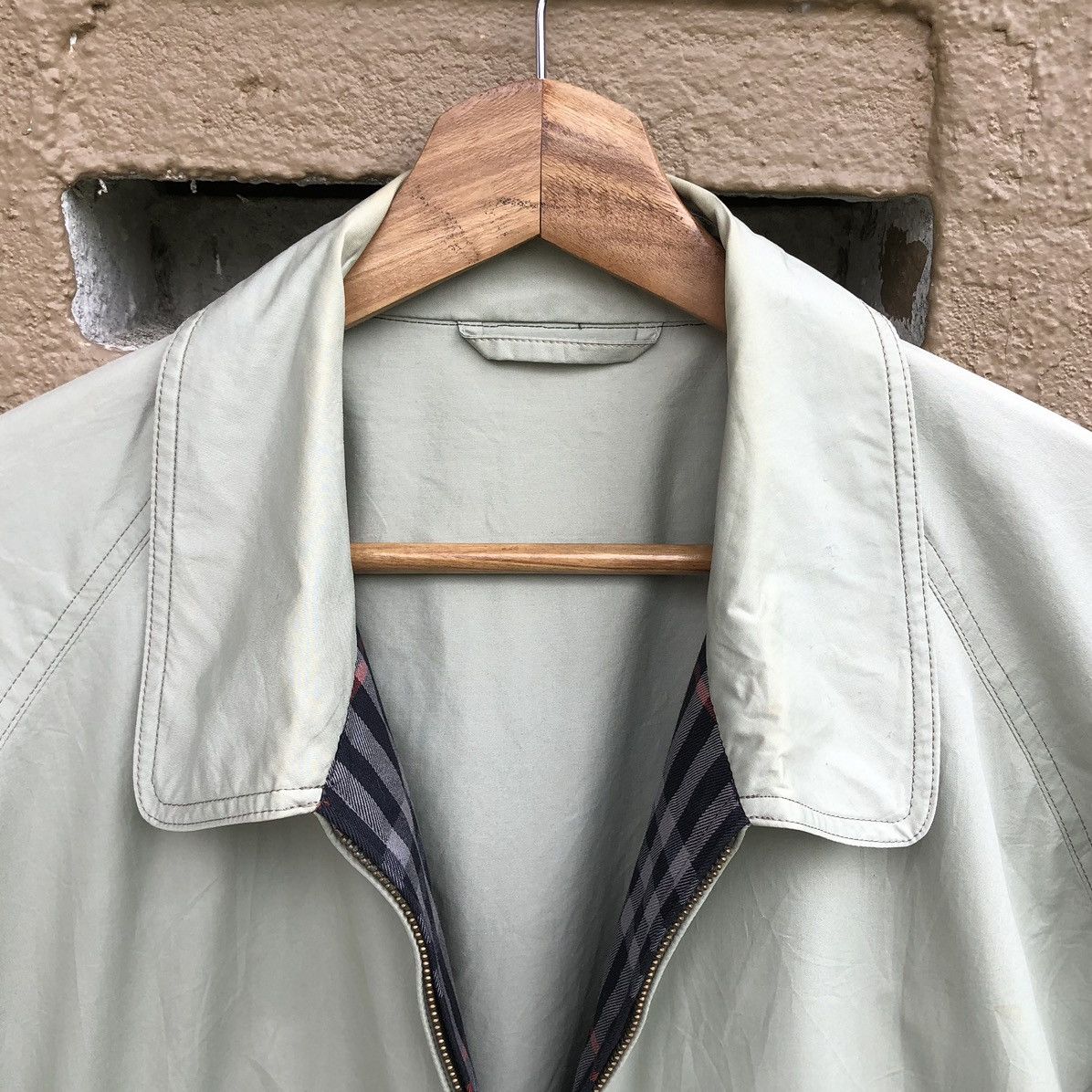 Burberry Vintage Burberrys Embroidery Logo Bomber Jacket Size US M / EU 48-50 / 2 - 9 Thumbnail
