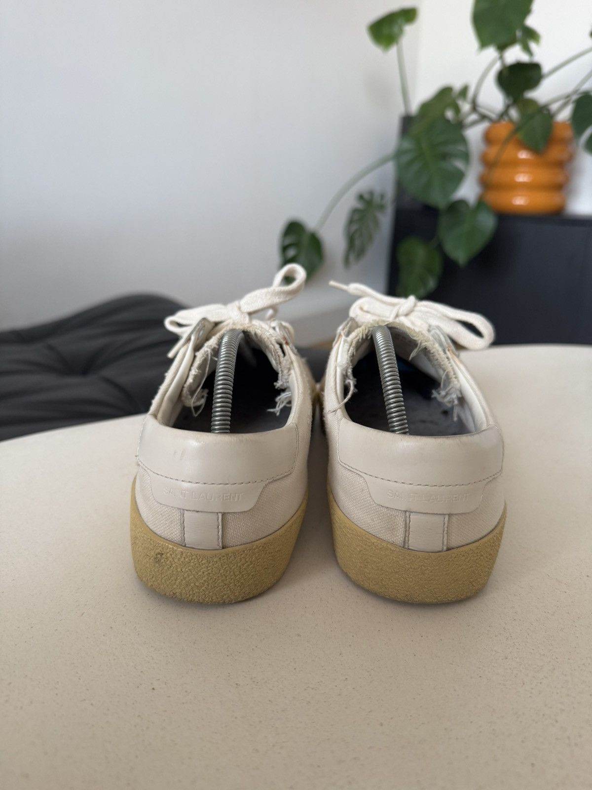 Saint Laurent Paris Saint Laurent Low Top Distressed Logo Designer Sneakers Rare Size US 6.5 / EU 39-40 - 4 Thumbnail