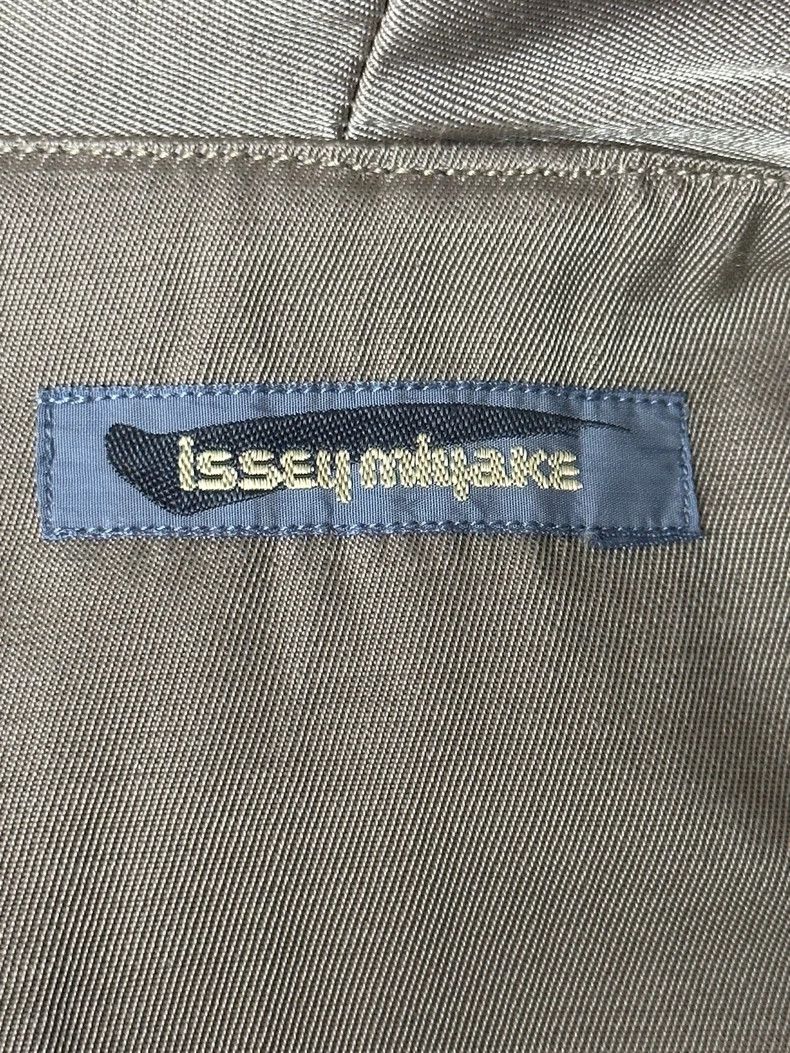 Issey Miyake Issey Miyake size:9 Khaki single-button suit jacket Size 34S - 2 Thumbnail