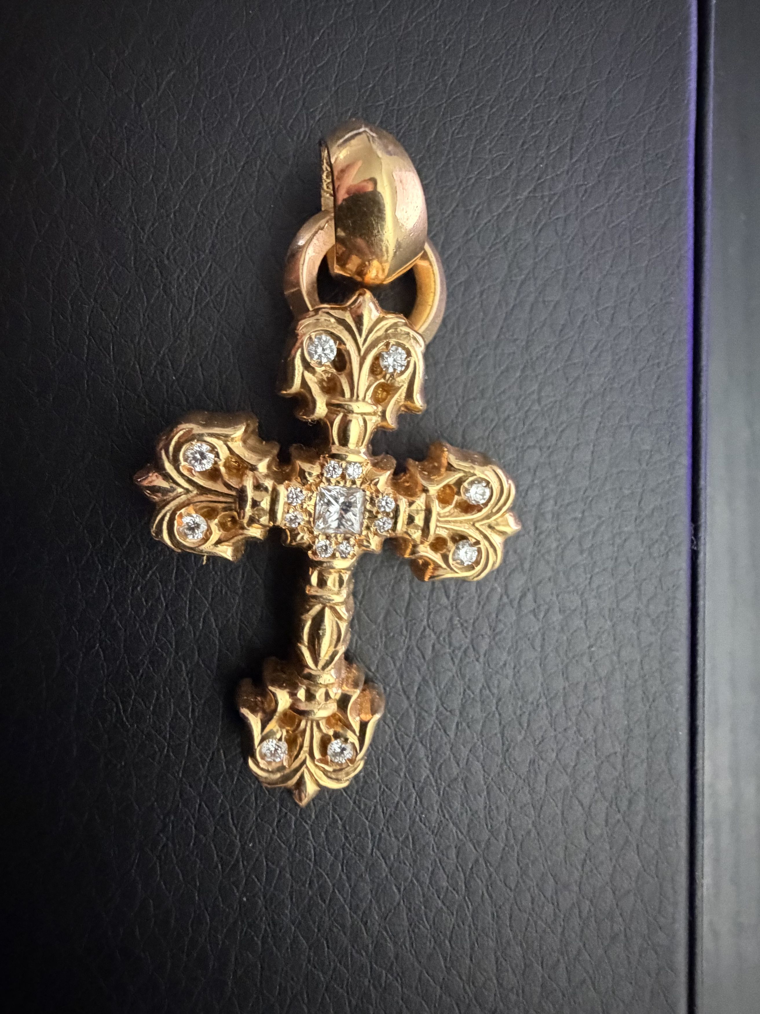 Chrome Hearts Chrome Hearts Medium Flame Cross Pendant Size ONE SIZE - 1 Thumbnail