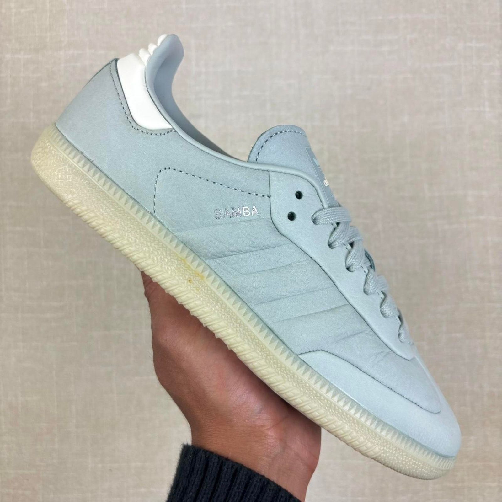 🧑‍🚀 Adidas Samba “Wonder Silver” 7W