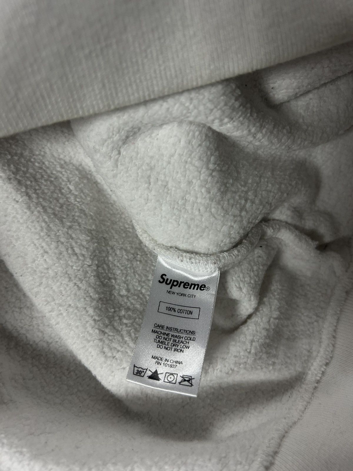 Supreme Supreme Milan Hoodie World Famous SS20 white green red Size US L / EU 52-54 / 3 - 7 Thumbnail