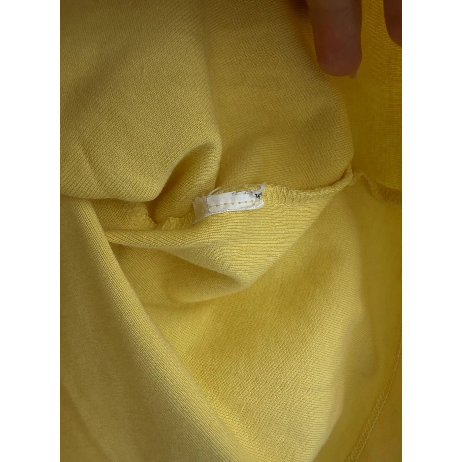 Vintage Item Specifications: Dimensions: 6" x 4" x 1/2 Size M / US 6-8 / IT 42-44 - 5 Thumbnail