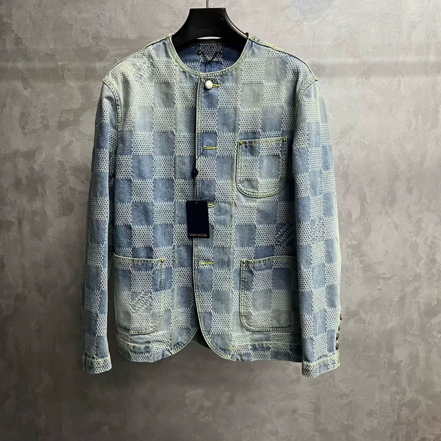 blue checkerboard long sleeve denim jacket
