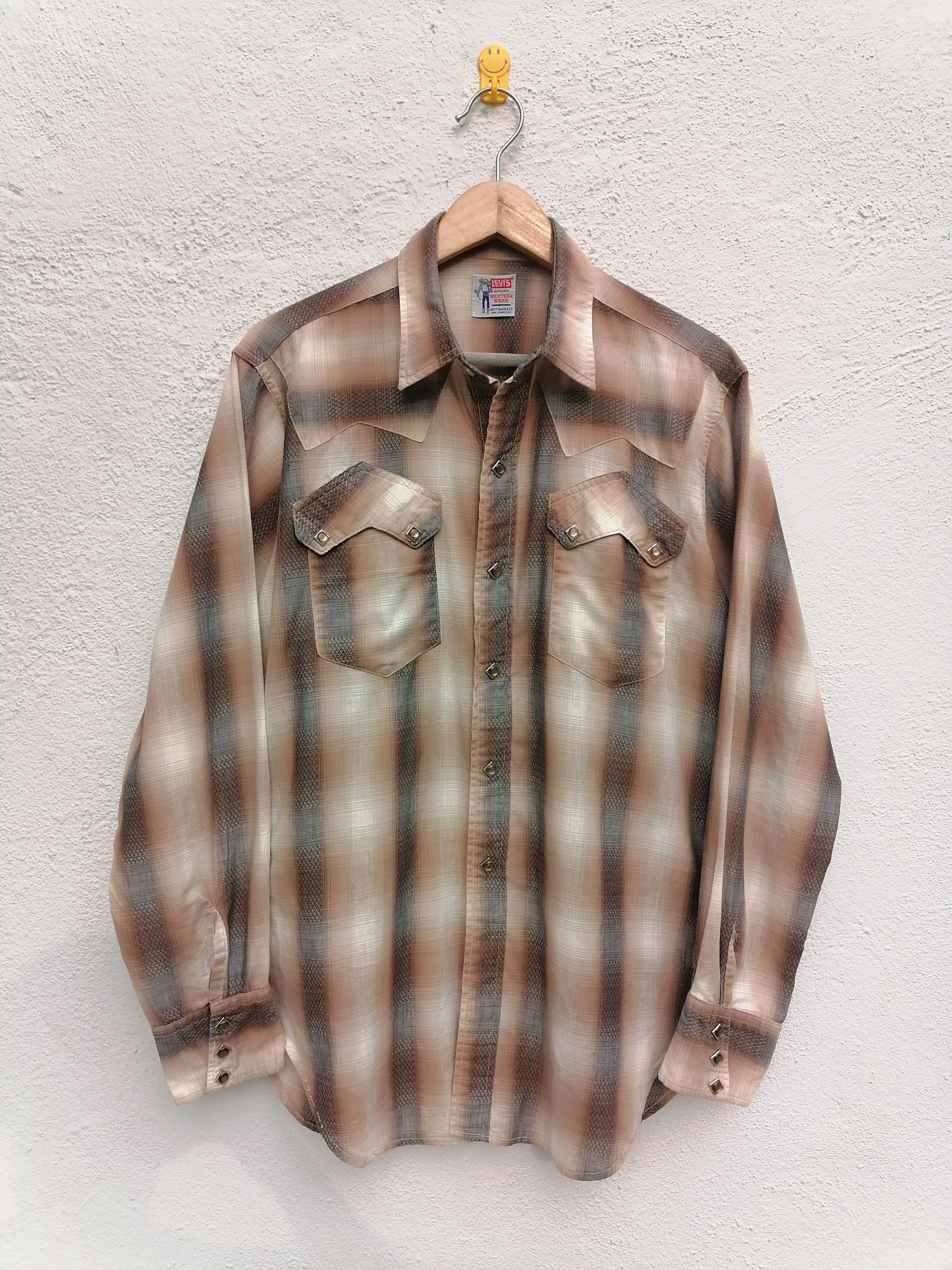 Levi's Vintage Clothing 50s Levi's Western Wear Shadow Button Ups Shirt Dot Snappers Size US S / EU 44-46 / 1 - 1 Thumbnail