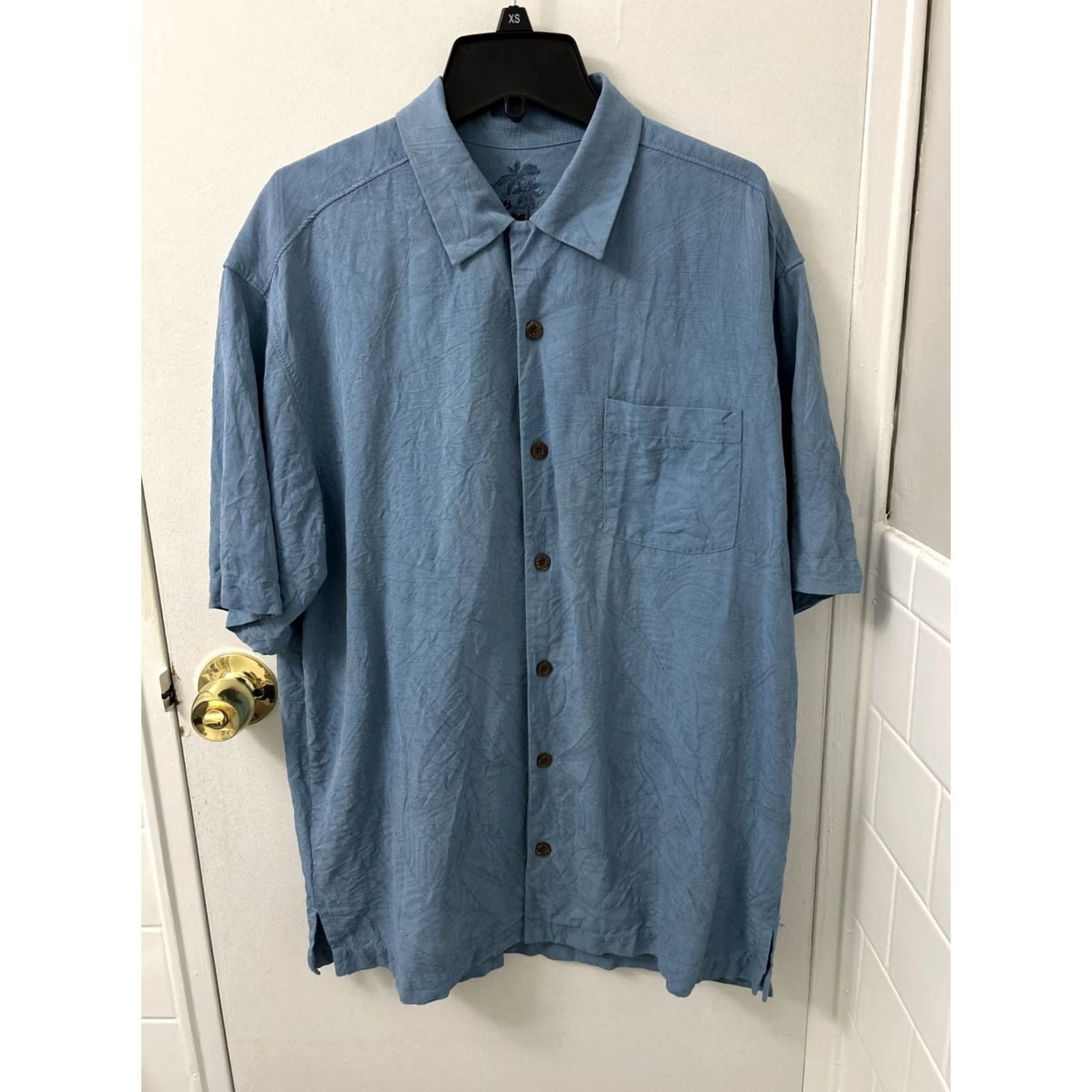 Tommy Bahama VINTAGE Tommy Bahama Shirt Mens Small Blue 100% Silk Short Sleeve Button-Down Pocket Tropical Garden Relaxed fit Mens Size US S / EU 44-46 / 1 - 2 Thumbnail