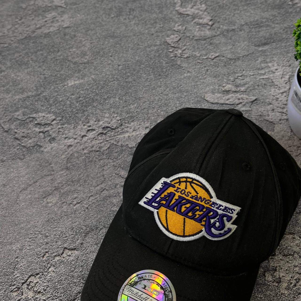 Vintage Vintage Mitchell Ness 110 Los Angeles Lakers Snapback Size ONE SIZE - 4 Thumbnail