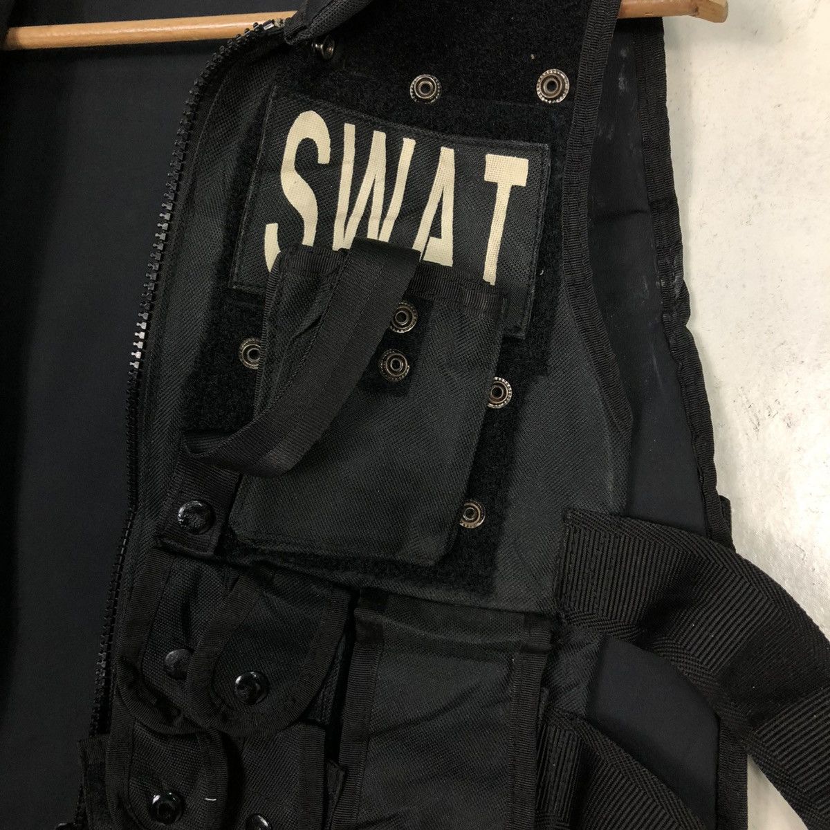 Japanese Brand 🔥TANK TOP VEST UTILITY SWAT MULTI POCKET MILITARY STYLE Size US M / EU 48-50 / 2 - 16 Thumbnail