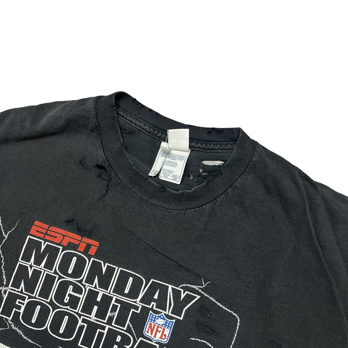 Vintage early 2000s raiders espn football nfl tshirt Size US XL / EU 56 / 4 - 5 Thumbnail