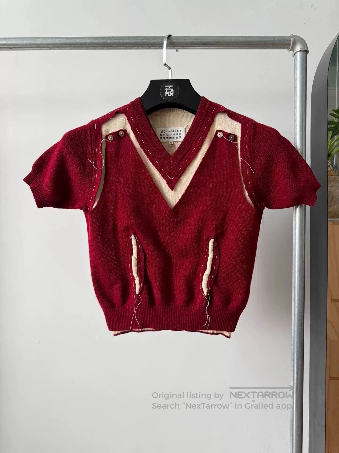 Maison Margiela Maison Margiela Knit Top with Unique Design. Size US XS / EU 42 / 0 - 1 Thumbnail