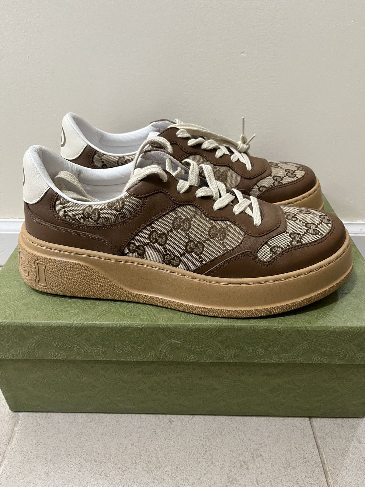 Gucci Gucci Sneaker Sz 9uk(10us) Size US 10 / EU 43 - 1 Thumbnail