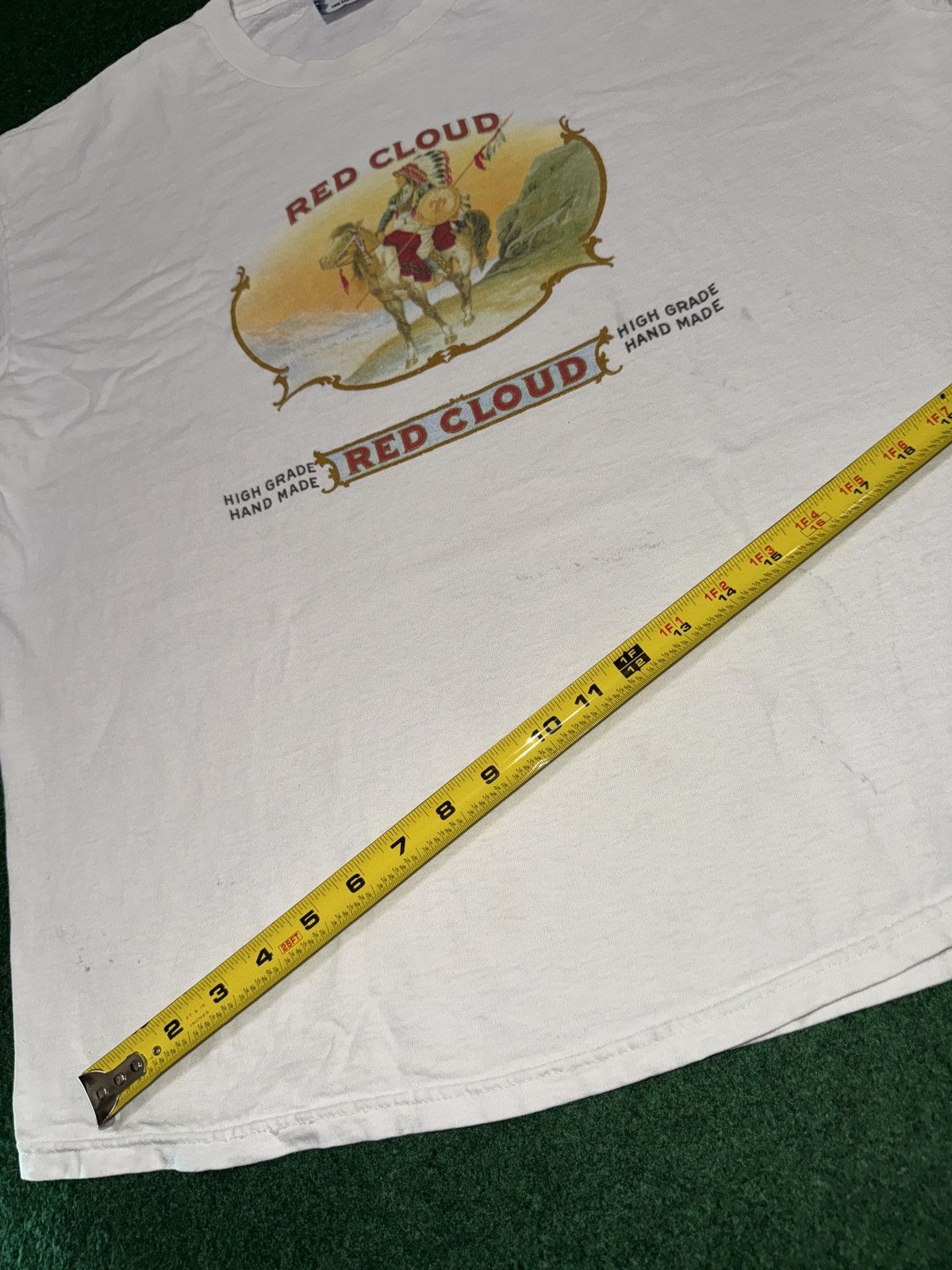 Vintage Vintage 90s Red Cloud Tobacco Cigar Native American T Shirt Size US XL / EU 56 / 4 - 8 Thumbnail