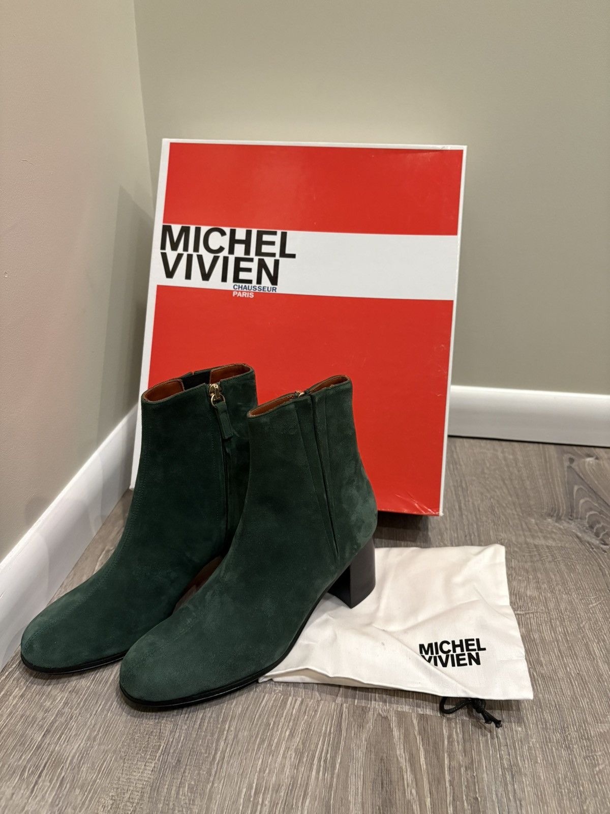 Other Michel Vivien Alden Verde Suede New Boots SZ 36 Size US 6 / IT 36 - 1 Thumbnail