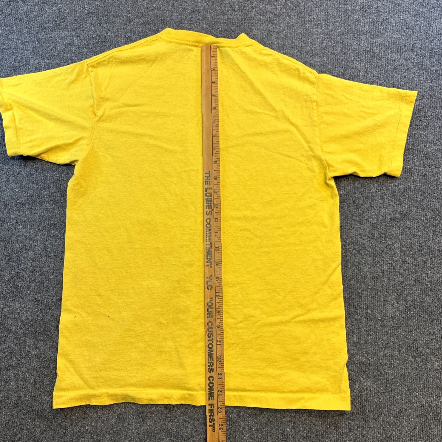 Vintage VTG Six Flags AstroWorld Looney Tunes Yellow Medium Men's T-Shirt 1990s Cotton Size US M / EU 48-50 / 2 - 7 Thumbnail