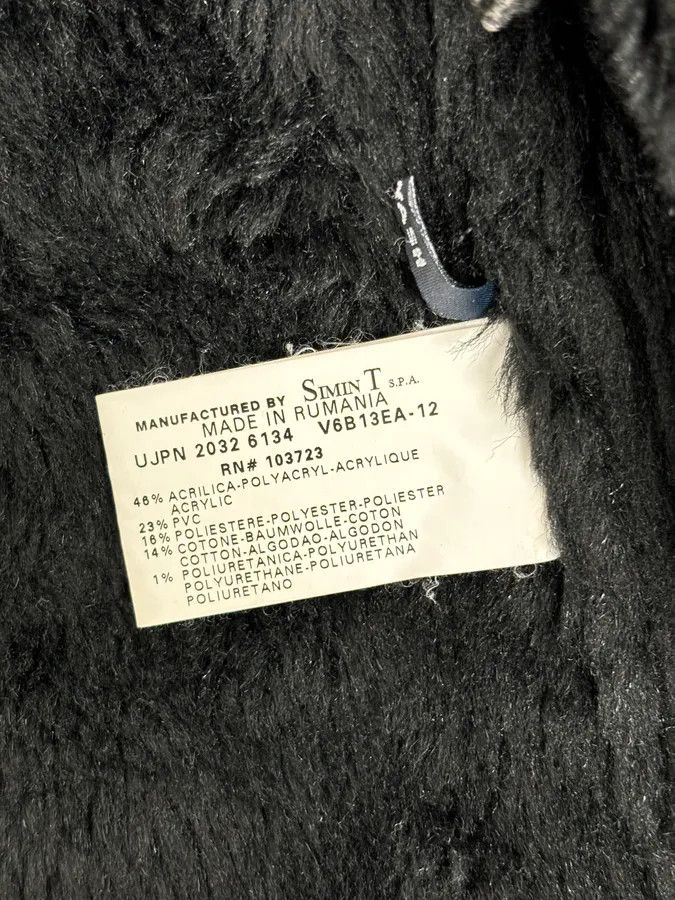 Armani 2000s Armani Black Faux Leather Fur Collar Jacket Size US L / EU 52-54 / 3 - 12 Thumbnail