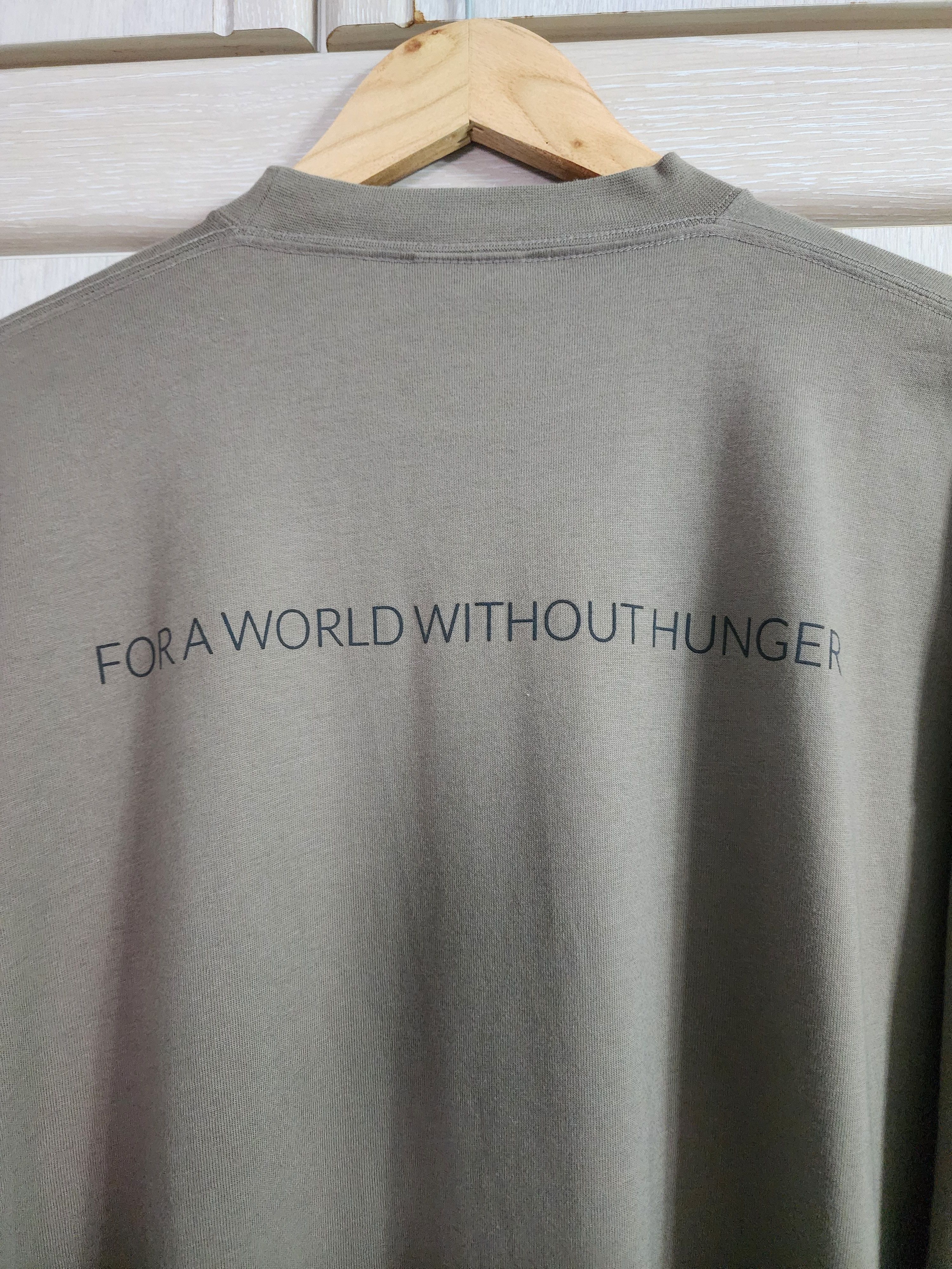 Balenciaga World Food Programme Double Sleeve T-Shirt Size US M / EU 48-50 / 2 - 4 Thumbnail