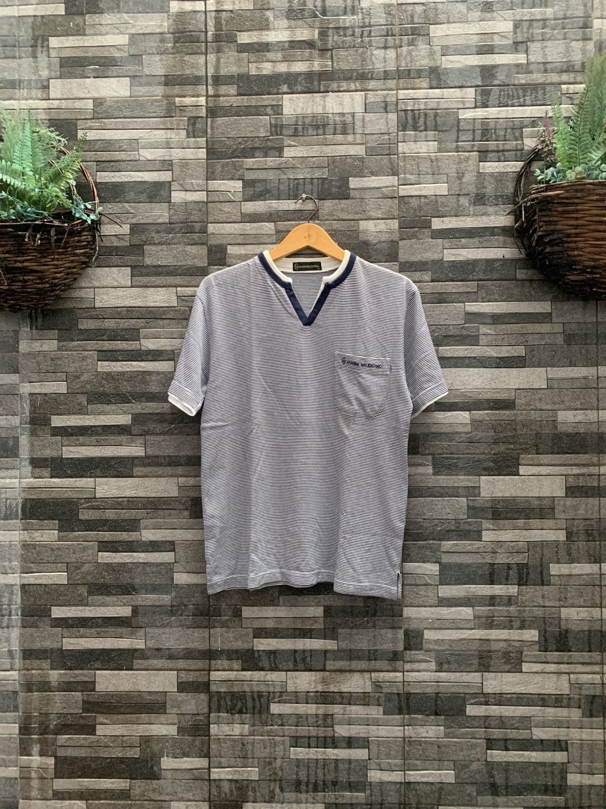 Gianni Valentino Gianni Valentino Stripe Tee Size US M / EU 48-50 / 2 - 6 Thumbnail