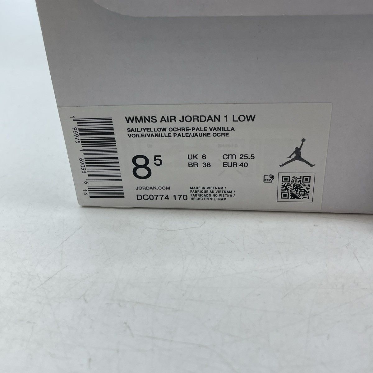 Jordan Brand Wmns air Jordan 1 low sail yellow orche Size US 8.5 / IT 38.5 - 9 Thumbnail
