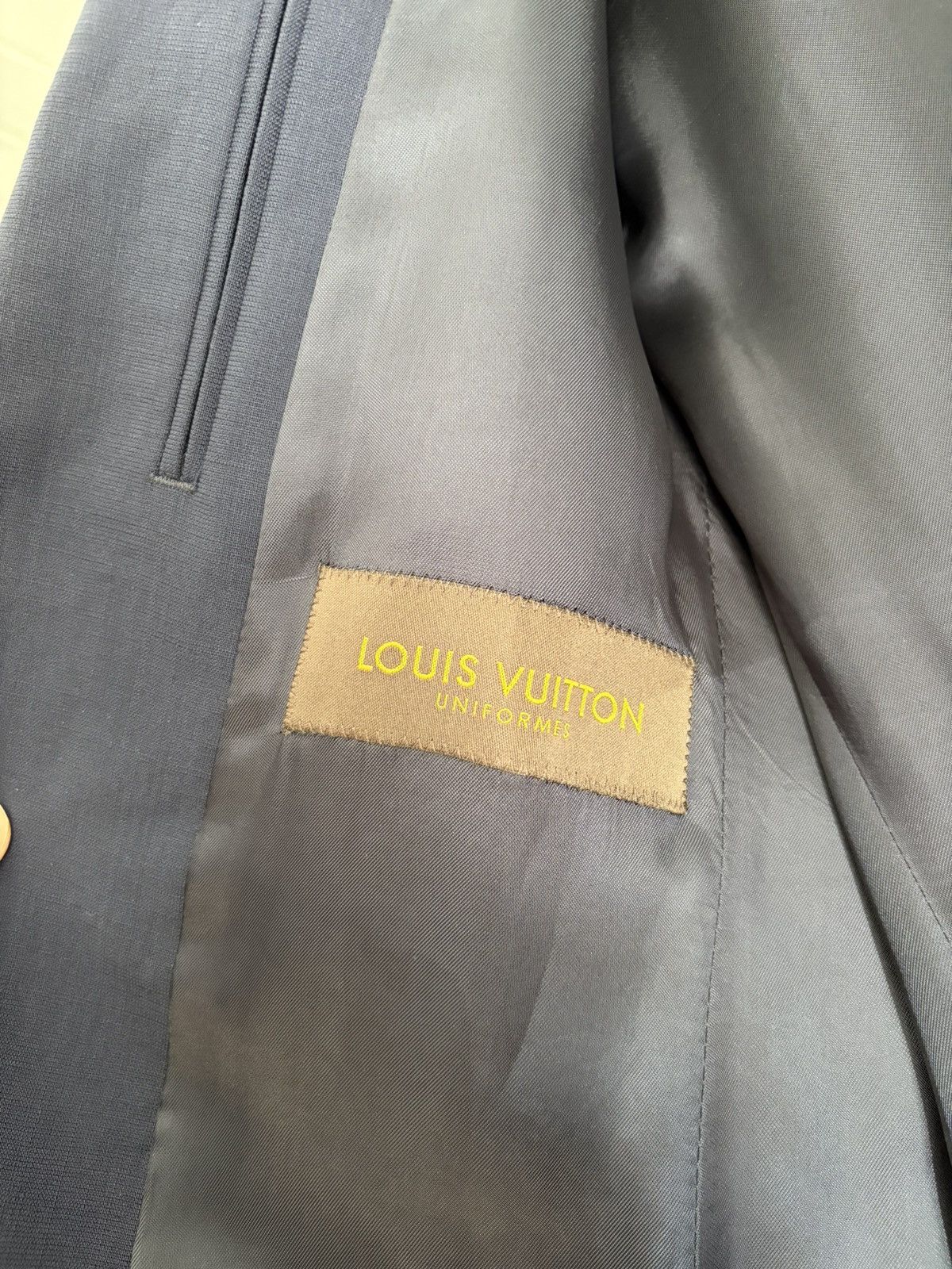 Louis Vuitton Louis Vuitton Uniform blazer Size 34R - 2 Thumbnail