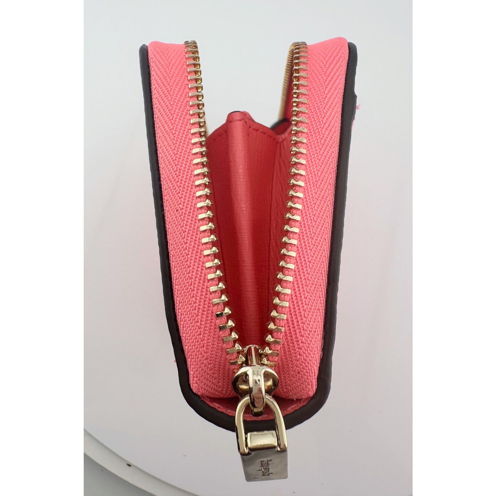 Kate Spade Kate Spade Pink Multi Pocket Compact Zip Wallet Size ONE SIZE - 8 Thumbnail