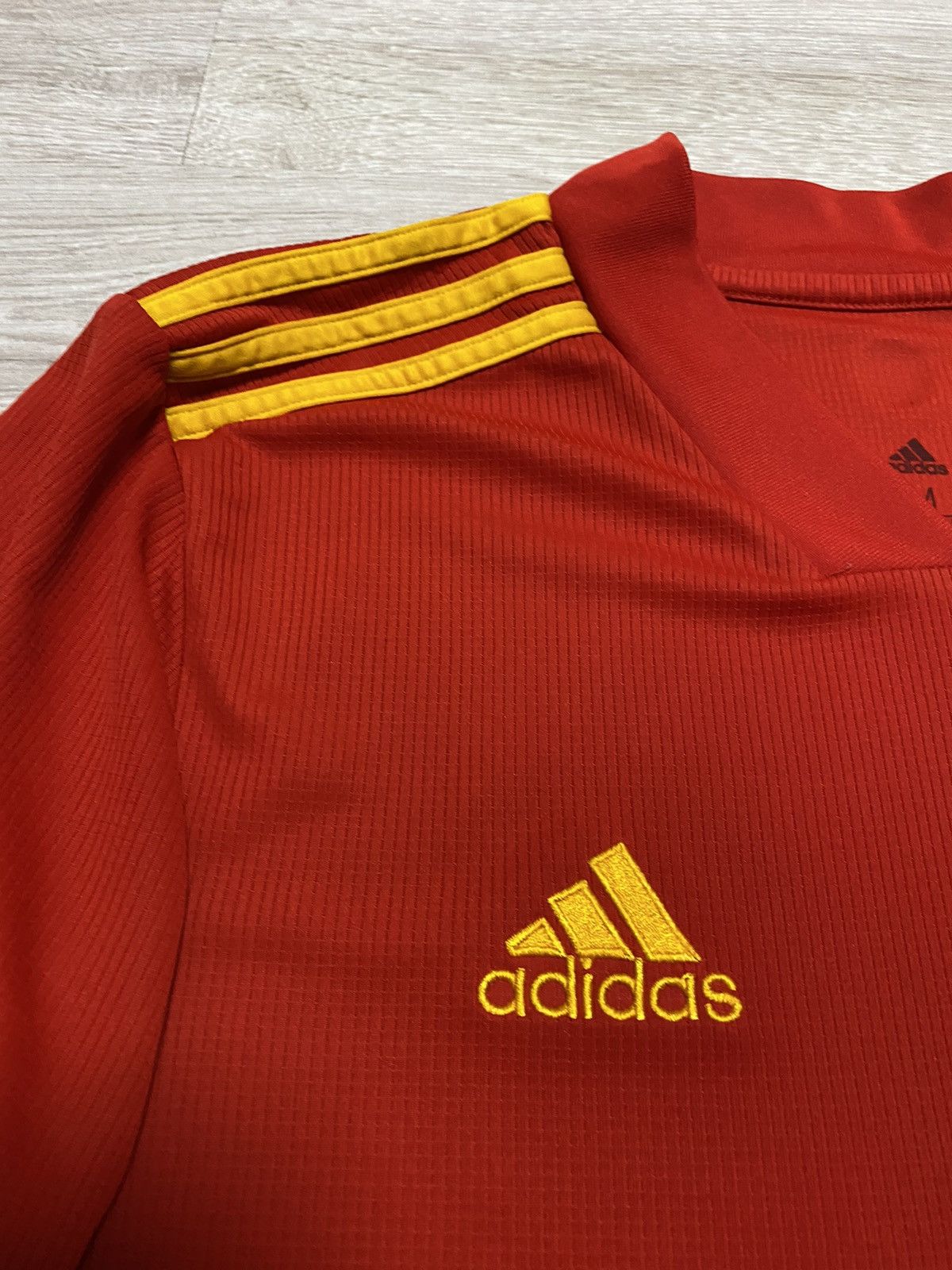 Adidas Wales 2020 2021 Home Football Shirt Soccer Jersey Adidas Size US M / EU 48-50 / 2 - 4 Thumbnail