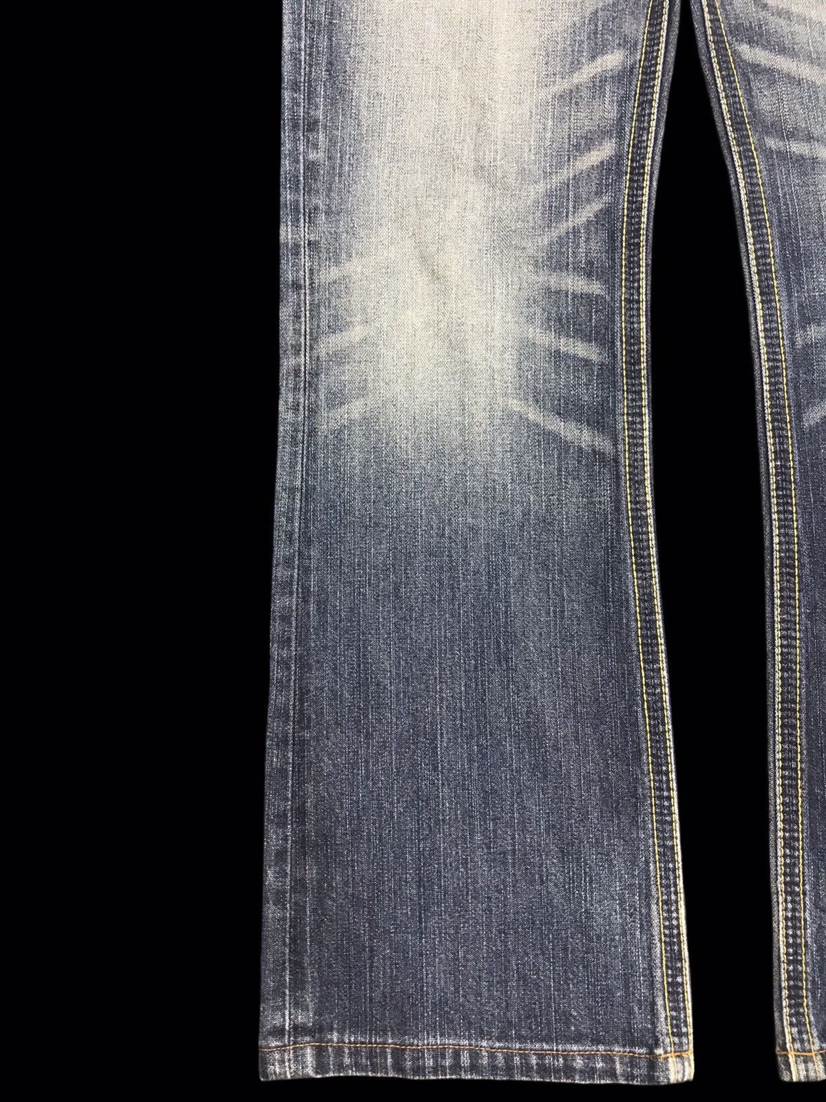 Wrangler 💥FLARE💥Archival Wrangler Stonewash Flare Denim F274 Size US 29 - 8 Thumbnail
