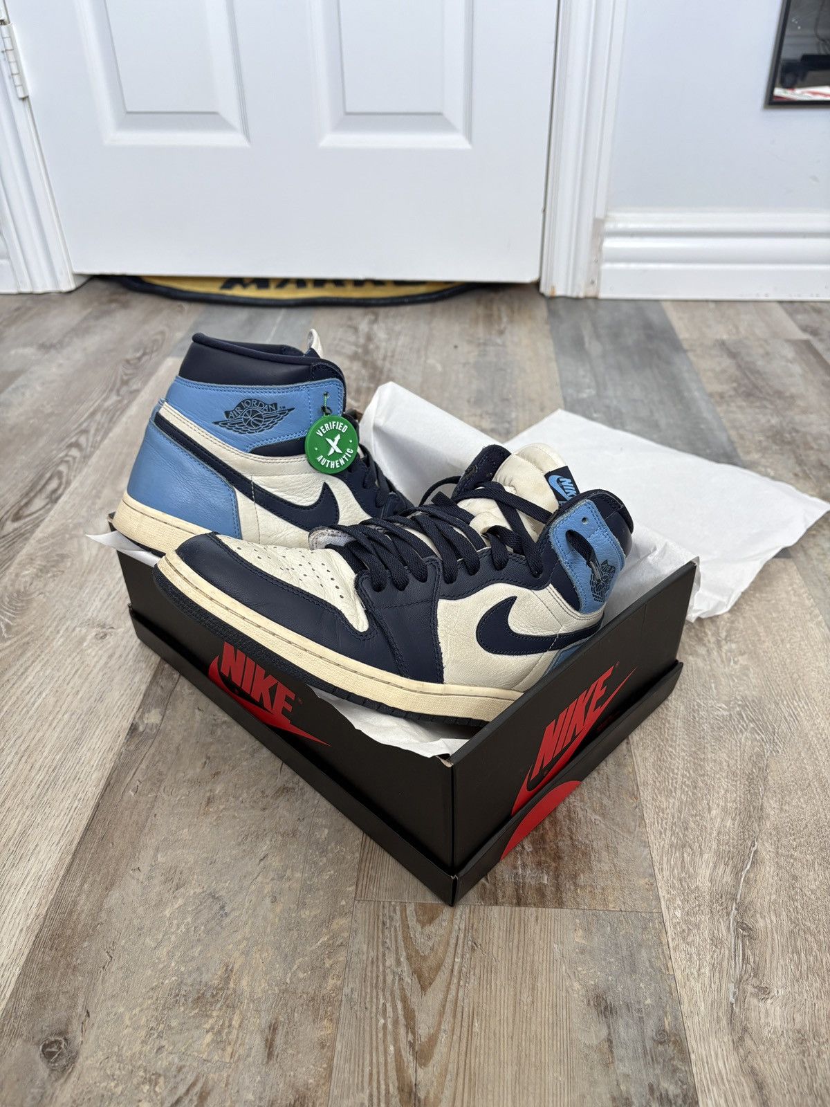 Jordan Brand Jordan 1 Obsidian Size US 11 / EU 44 - 1 Thumbnail
