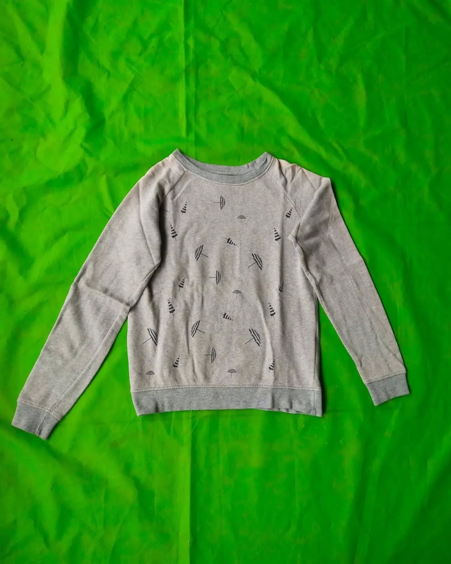 Japanese Brand × Monsieur Lacenaire Iena x Monsieur Lacenaire Umbrella Pattern Grey Crewneck Size S / US 4 / IT 40 - 2 Thumbnail