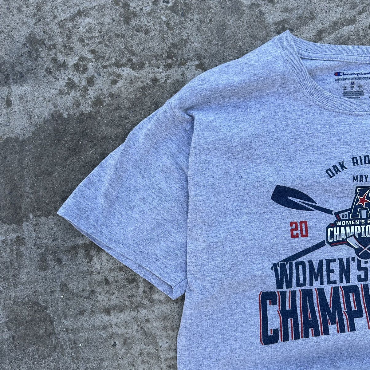 Champion × Vintage Vintage Champion T-shirts Women’s Rowing Championship Y2K Size US M / EU 48-50 / 2 - 3 Thumbnail