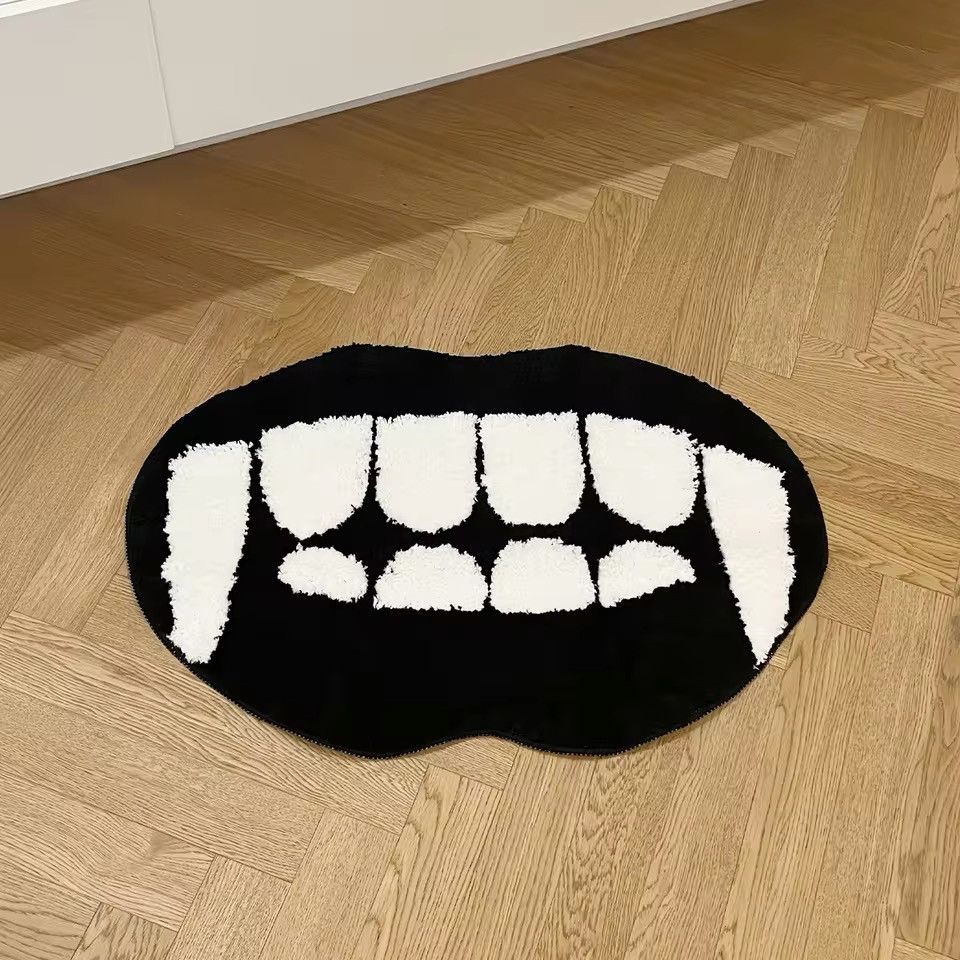 Vintage High Quality Black White Ghost Teeth Tufted Rug Size ONE SIZE - 3 Thumbnail