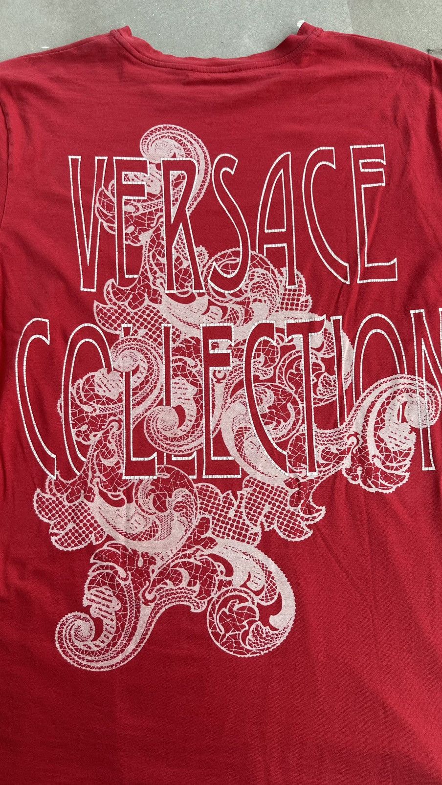 VERSACE COLLECTION DRAGON PRINT BIH SPELLOUT TEE