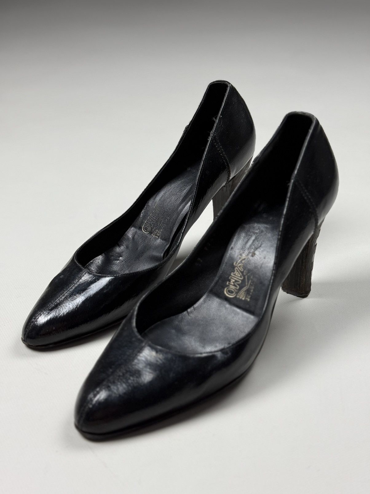 Salvatore Ferragamo Salvatore Ferragamo Ladies Leather Heels Size US 10 / EU 40 Size US 10 / IT 40 - 12 Thumbnail