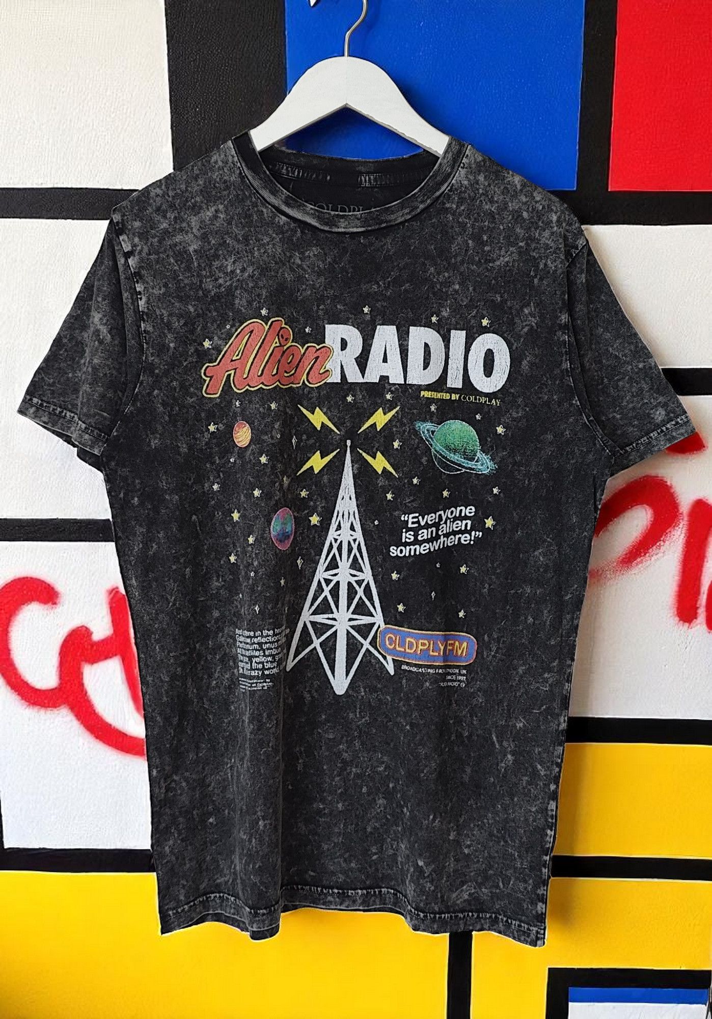 Band Tees Coldplay Alien Radio Music of the Spheres Tshirt Size US M / EU 48-50 / 2 - 1 Thumbnail