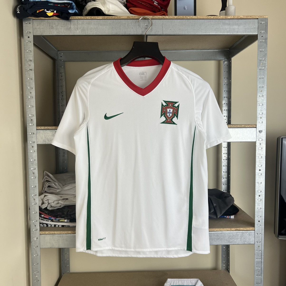 Nike Rare! Portugal Nike Away Shirt Soccer Jersey 2008/10 Size US M / EU 48-50 / 2 - 1 Thumbnail