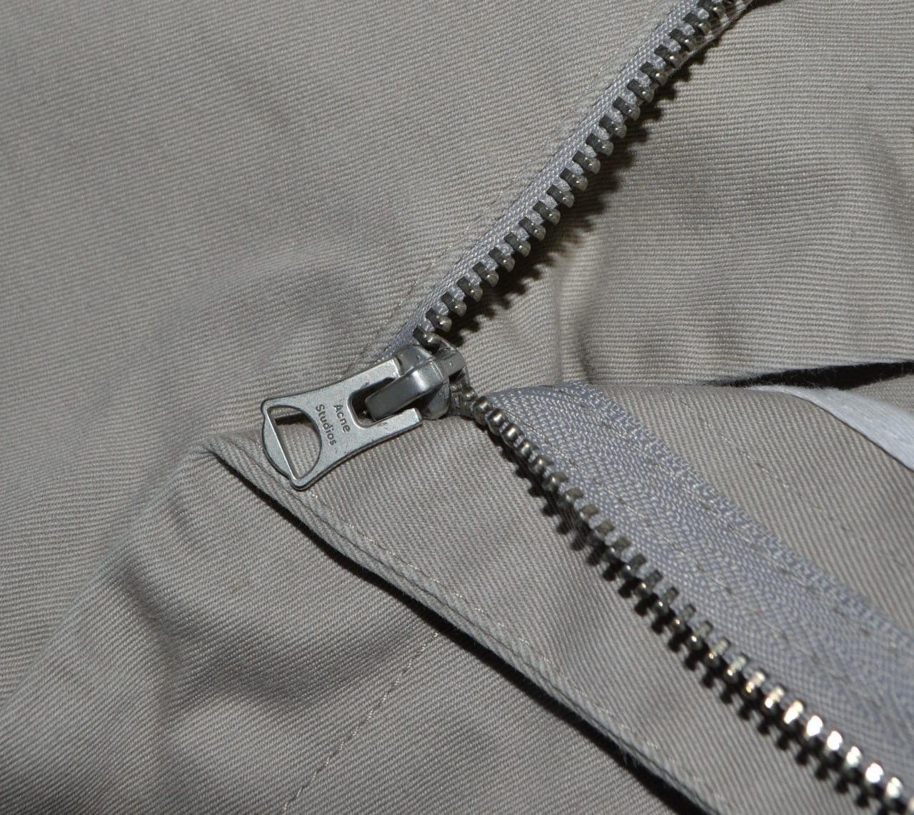 Acne Studios Acne Studios Max Twill Chino Cropped Trouser Jogger Pants Size US 34 / EU 50 - 9 Thumbnail